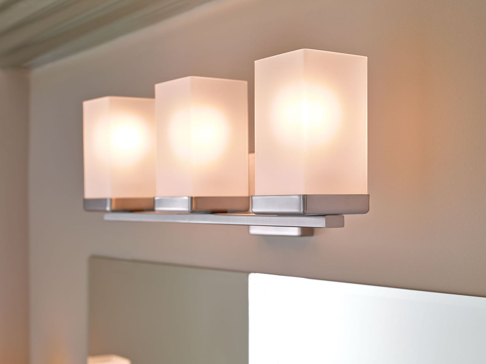 90-Degree Vanity Lighting Fixture, Brushed Nickel, 3-L Y1Z9 - product image 4